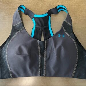 Under Armour Heat Gear Sports Bra Black and Blue Adjustable Back Hooks Size 32B